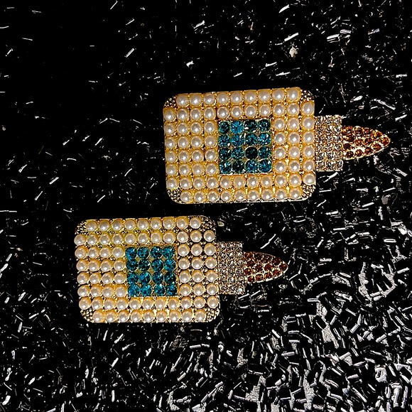 Be the Glue that holds things Together - Picture 14 of 17